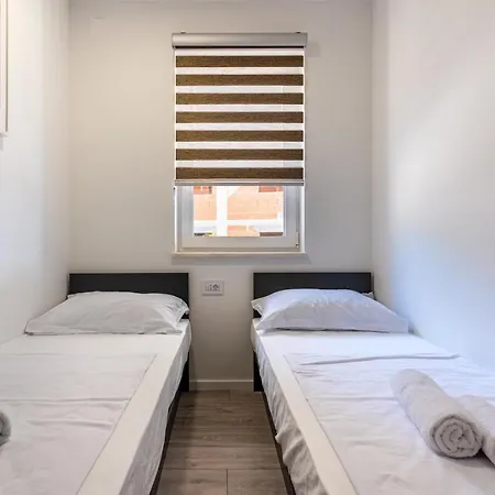 Blue Sorbeto Daire Cres